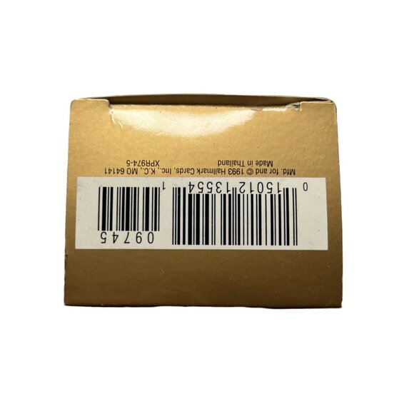 Hallmark Keepsake Ornament The Bearingers sister 1993 Vintage Christmas in Box - Picture 9 of 9